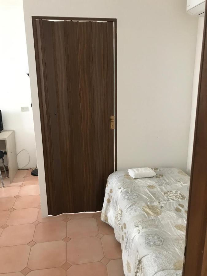 B&B Mike Novi Ligure Luaran gambar